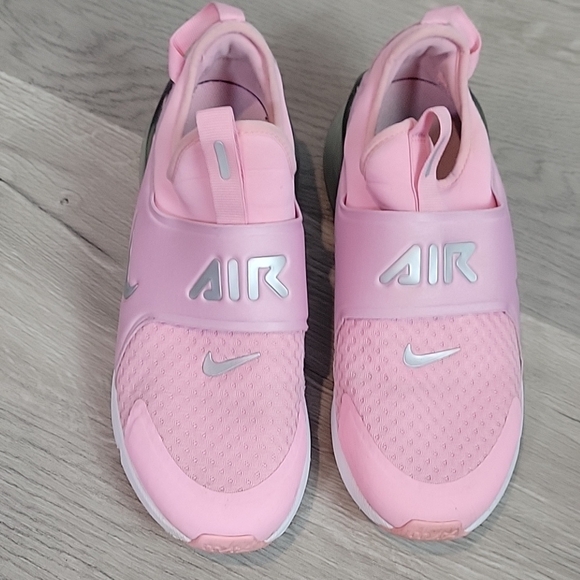 Nike Air Max 270 Extreme Pink Sneakers size 7Y girls / 8.5 womens - Picture 1 of 10